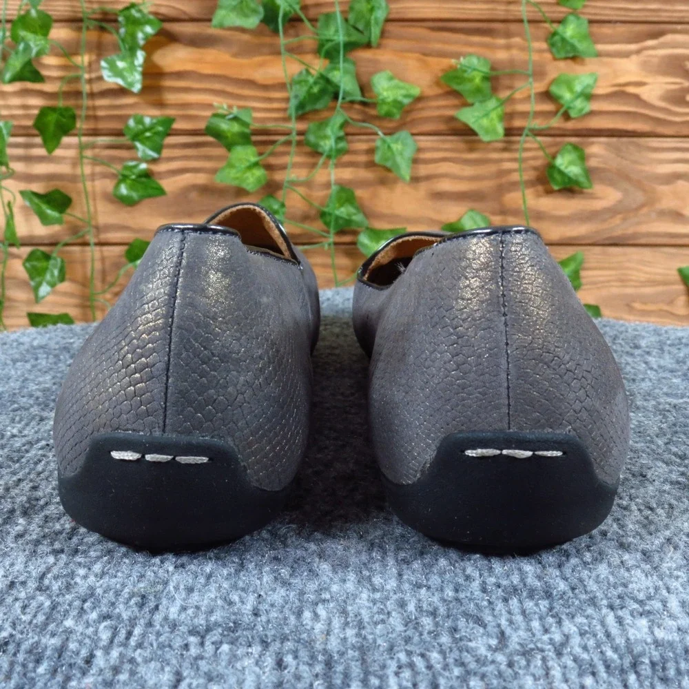 Comfortiva Corwin Womens Loafer Flat Sz 10M Casual Walking Gray Metallic Leather